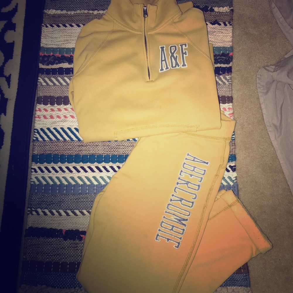 A+F TrackSuit Size S
